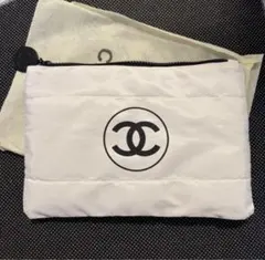 CHANEL ノベルティ ポーチ ブラック - メルカリ