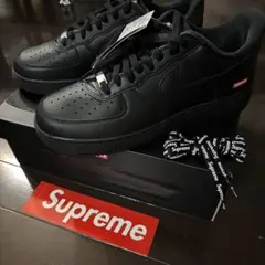 Supreme × Nike Air Force 1 Low "Black"のサムネイル
