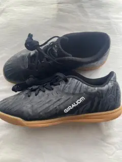 【美品】ジローム　GIRAUDM ブラック フットサル　トレーニングシューズ21