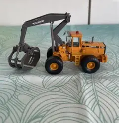 Item thumbnail for item 57171266-ed19-47f1-be2f-03d053004bb5