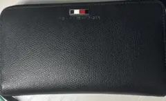 TOMMY HILFIGER 本革長財布 シボ革 ラウンドジップ ウォレットのサムネイル
