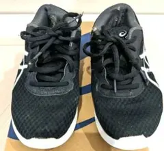asicsレーザービーム21.5cm黒白/専用箱無し