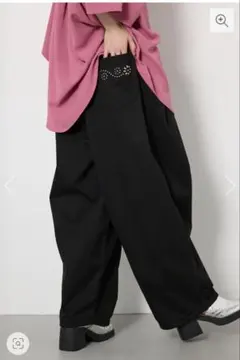 RODEO CROWNS バックスタッズカーブパンツ