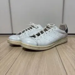 adidas Stan Smith ホワイト・ネイビー