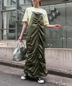 【新品未使用】光沢ナイロンギャザーカーゴキャミワンピース