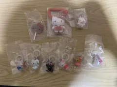 ハローキティ めじるしアクセサリーカプセルトイキーホルダー ９個セット