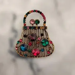 ビンテージ風ハンドバッグ型ブローチ