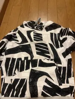 NIKE 総柄 パーカー ホワイト ブラック