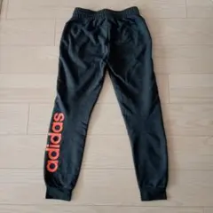 スポーツスリムズボン