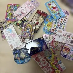 キャラクタープレート　チャーム　ビーズ２０枚