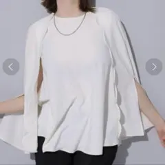 【美品】【川上桃子さんコラボ】CADUNE スカラケープブラウスのサムネイル