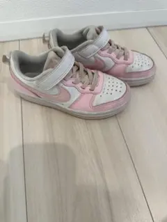 NIKE NIKE 17cm ピンク　ホワイト　スニーカー 靴