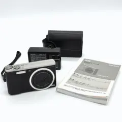 RICOH R8 デジタルカメラ 動作確認済み バッテリー付き 中古品