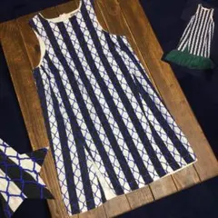 ワンピース S スリット 青 ビーズ刺繍 ストライプのサムネイル