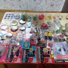東京リベンジャーズ グッズまとめ売り 最終回掲載本誌含む】東京リベンジャーズ グッズ まとめ売り - メルカリ