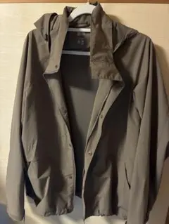UNIQLO ウインドプルーフスタンドブルゾン　ブラウン　男女兼用