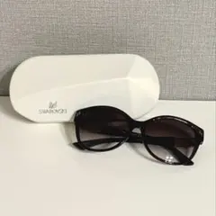 SWAROVSKI スワロフスキー ビジュー付きサングラス ブラウンのサムネイル