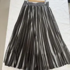 モディファイ 光沢感 プリーツスカート ロング丈のサムネイル