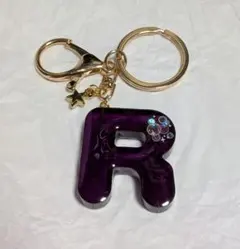 #449 イニシャルR レジン ハンドメイド イニシャルキーホルダー