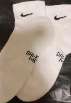 みいち様専用 NIKE Dri-FIT アンクルソックス ホワイト 1足組のサムネイル