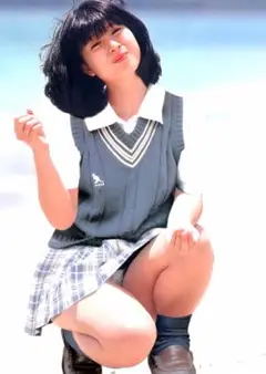 ☆彡河合奈保子　スカート　A1光沢フォトポスター