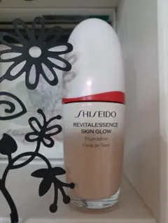 SHISEIDO REVITALESSENCE SKIN GLOW 140