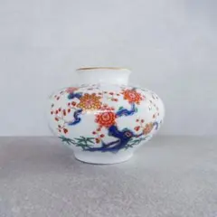 美術有田焼　宮内庁御用達　深川製磁　金彩松竹梅絵　花瓶 壺 花器