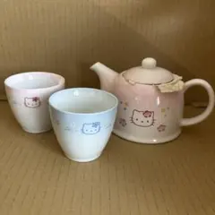 ハローキティ　急須　陶器製ポット　湯呑み　平成レトロ　レア　2000年製