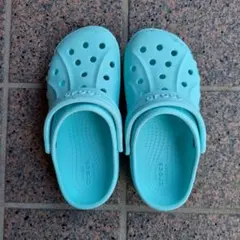 crocs スカイブルーサンダル C12(18.5㎝)