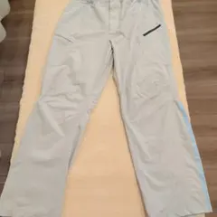 adidas ストライプ ワークパンツ ライトグレーのサムネイル