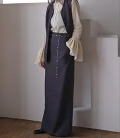 akte パールベルトIラインスカート　ネイビー　2Tのサムネイル