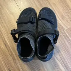 Teva ブラック スポーツサンダル