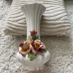 Demain ITALY COLLECTION 陶器製 花瓶 薔薇装飾小サイズ - メルカリ
