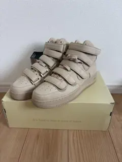 Billie Eilish × Nike Air Force 1 Highのサムネイル