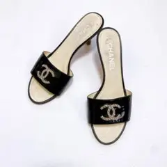 希少 シャネル Chanel エナメルサンダル ミュール ココマーク 35のサムネイル