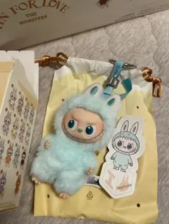 POP MART PIN FOR LOVE イニシャル Ｉ