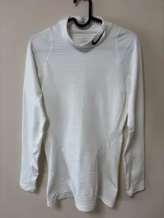 Nike Pro ホワイトアンダーシャツ