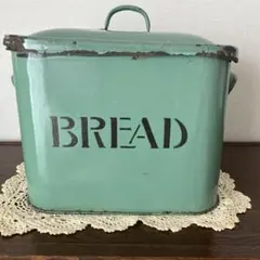 オールドファームハウス CAKES ブレッドケース ホーロー - メルカリ