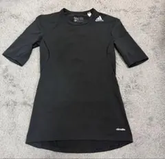 adidas techfit コンプレッション Tシャツ ブラック