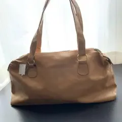 新品　タグ付き トートバッグ　ファスナー付き　肩掛け 柔らか素材　フェイクレザー