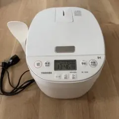 TOSHIBA(東芝) 炊飯器 5.5合 RC-10HRのサムネイル