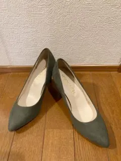 スエードパンプス 黒