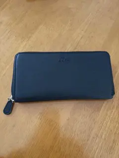 黒の長財布 シンプルデザイン