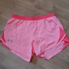 アンダーアーマー　ショートパンツ