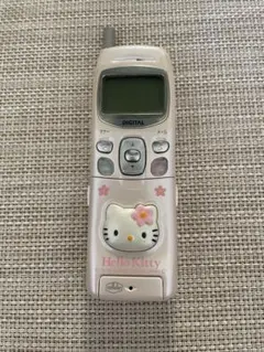 希少品 Hello Kitty SANYO IDO 折りたたみ携帯電話 2025年最新】HELLO KITTY 形状：折りたたみ 携帯電話本体の人気