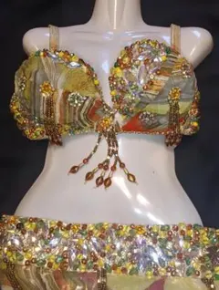 Item thumbnail for item 86fdba8c-2c3a-4d24-b0ea-2556546bfb3a