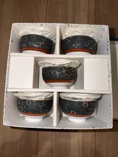 【新品】蓋付き湯飲み 5個セット 花柄