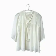 美品 未使用【M】ボウタイブラウス ホワイト七分袖 シンプル ignimoh's