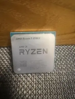 AMD Ryzen 7 3700X CPU 本体