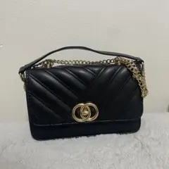 ブラック キルティング ショルダーバッグ